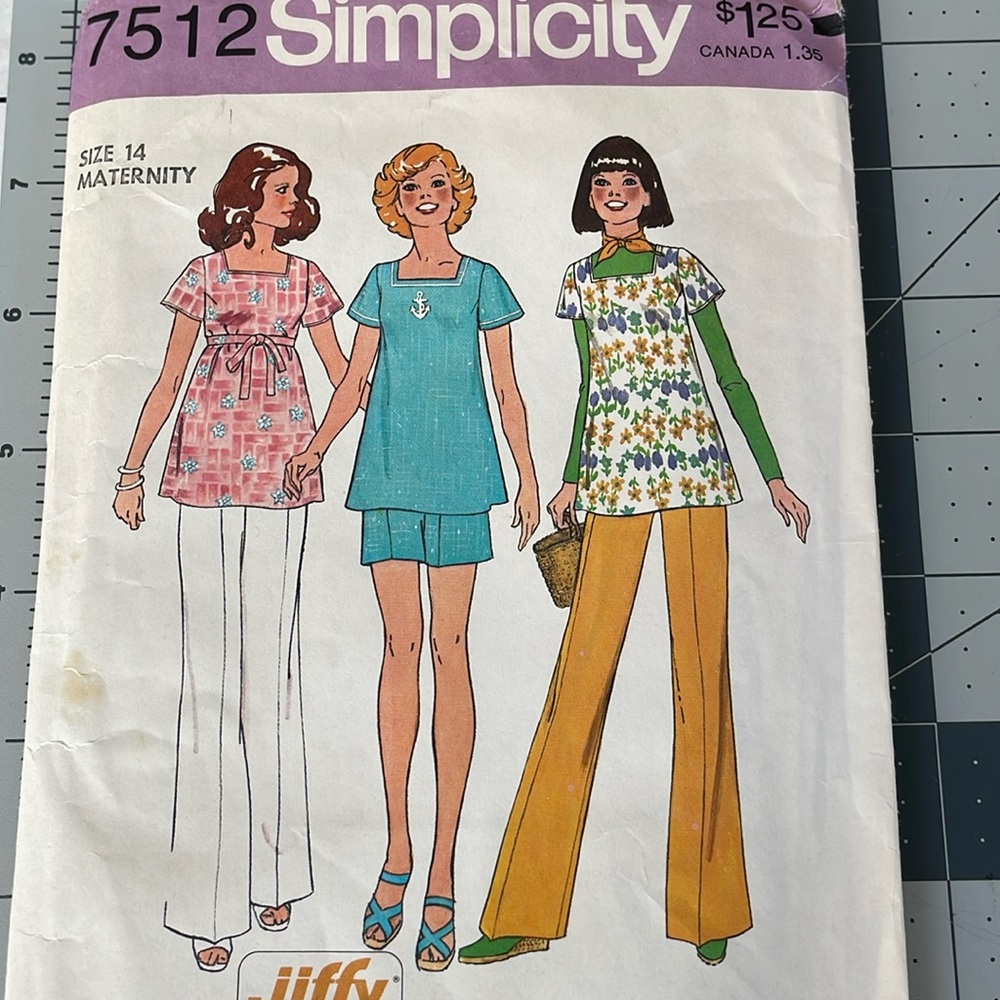 Vintage Simplicity Maternity sewing pattern, size 14, Bust 31-38, copyright 1976